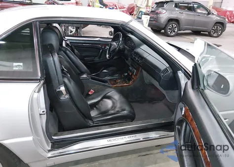 1999 Mercedes-Benz Sl 500 z USA, uszkodzony, nr VIN WDBFA68FXXF186638